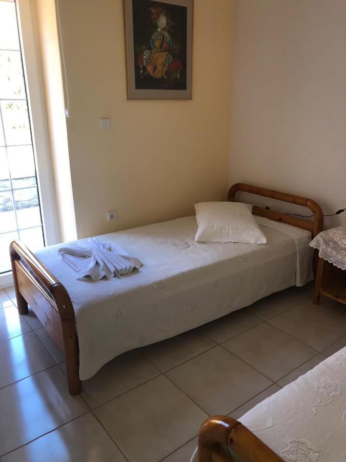 Flampouria Villa Amalaya מראה חיצוני תמונה